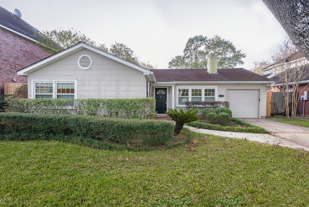 4505 Merrie Lane Bellaire TX 77401