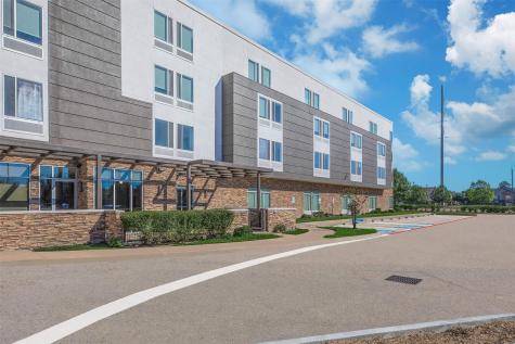 1350 Broadfield Boulevard 321 Houston TX 77084