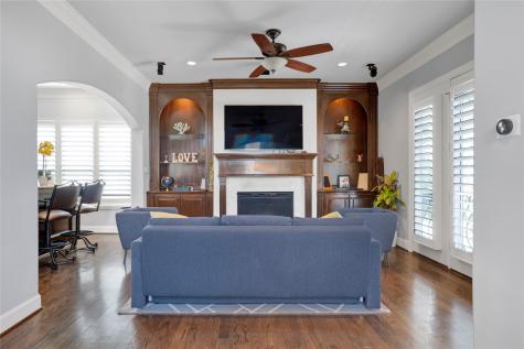 1602 Fowler Street Houston TX 77007