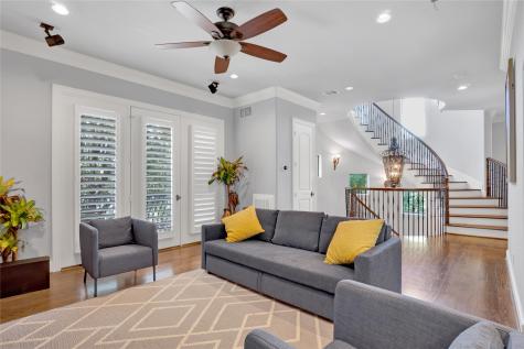 1602 Fowler Street Houston TX 77007