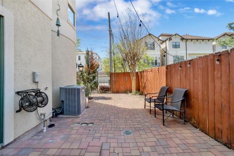 1602 Fowler Street Houston TX 77007