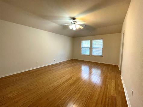 9314 Alzaada Lane Houston TX 77070
