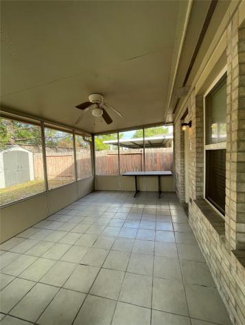9314 Alzaada Lane Houston TX 77070