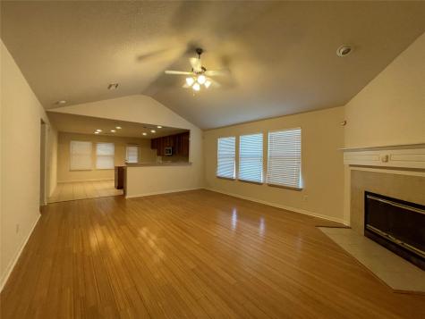 9314 Alzaada Lane Houston TX 77070