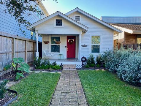 1113 Ashland Street Houston TX 77008