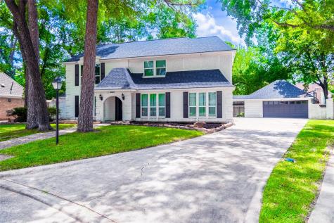 5607 Court Of York Houston TX 77069