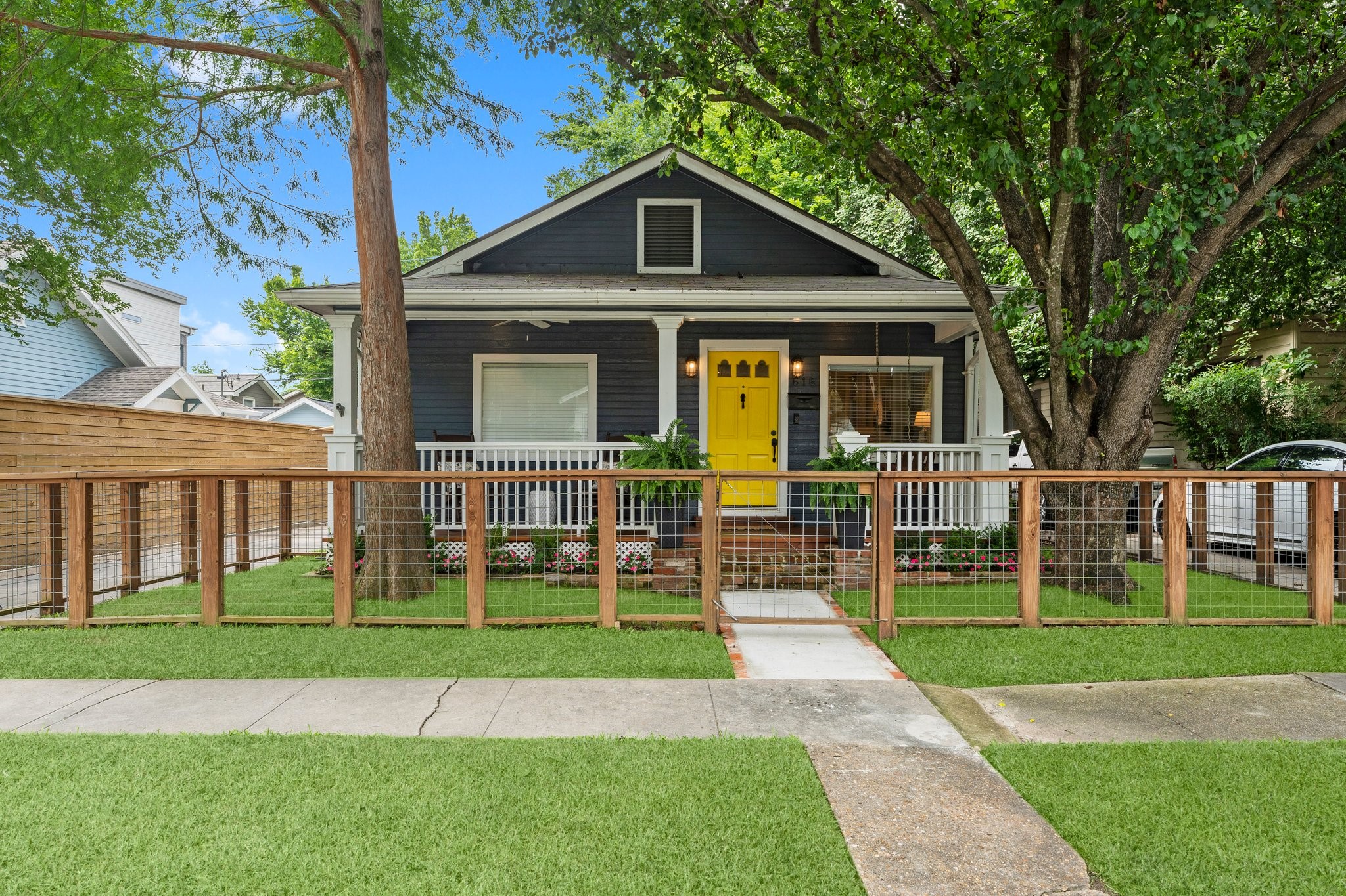 616 Teetshorn Street Houston TX 77009
