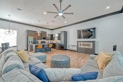 1544 W 23rd Street Houston TX 77008