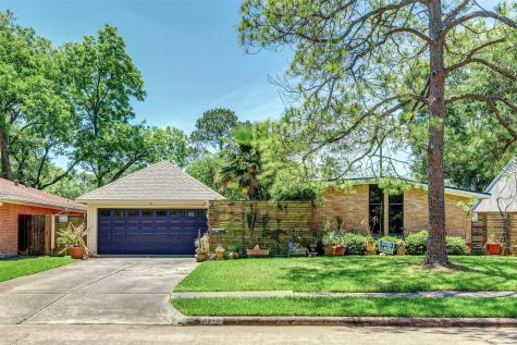5515 Ariel Street Houston TX 77096
