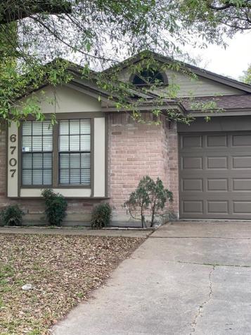 6707 Bluebottle Lane Katy TX 77449