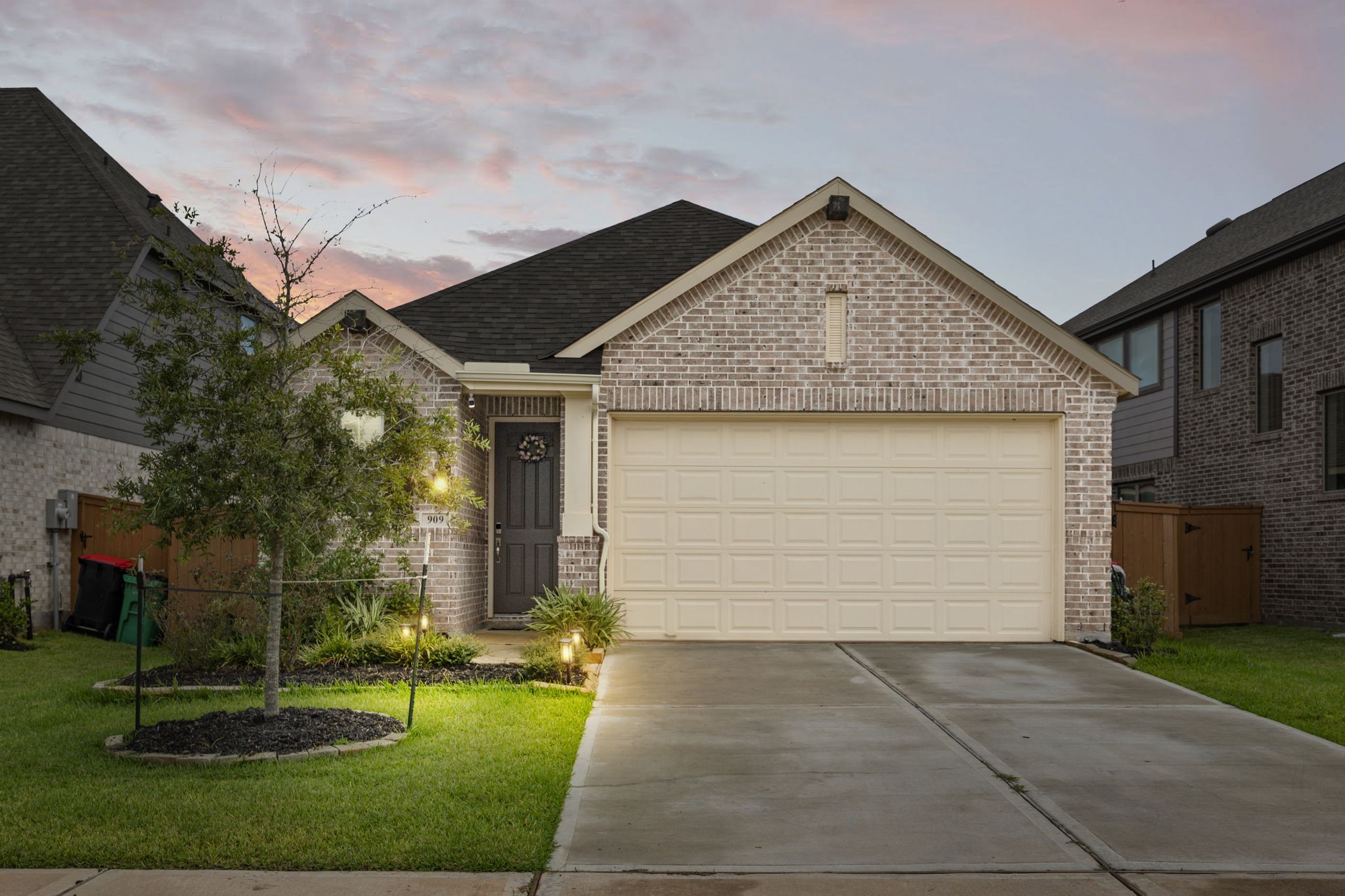 909 Crystal Bend Lane Katy TX 77493
