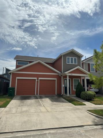 1034 Hillstar Street Houston TX 77009