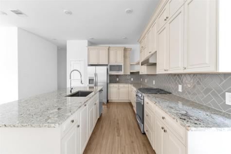 1426 Northwood Bluff Lane Pinehurst TX 77362