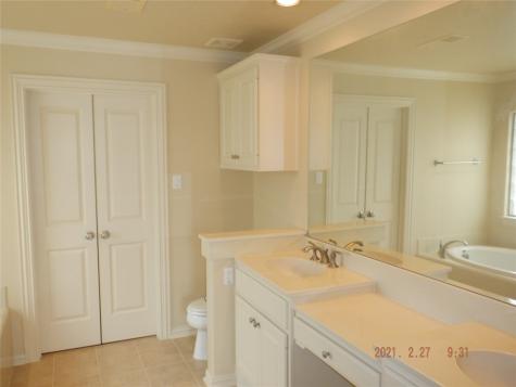 1903 Spring Cedar Lane Houston TX 77077