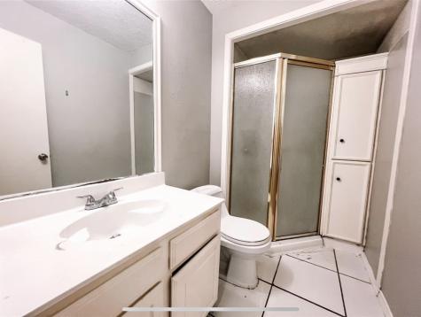9226 Spindlewood Drive Houston TX 77083
