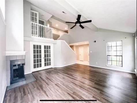 9226 Spindlewood Drive Houston TX 77083