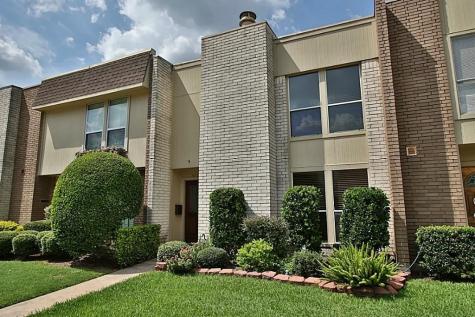 5228 Woodlawn Place Bellaire TX 77401