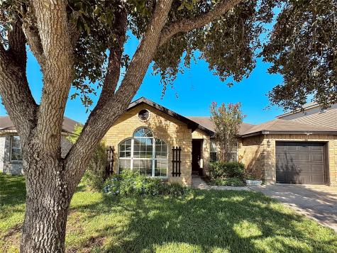 5504 Rio Alamo Street Rosharon TX 77583