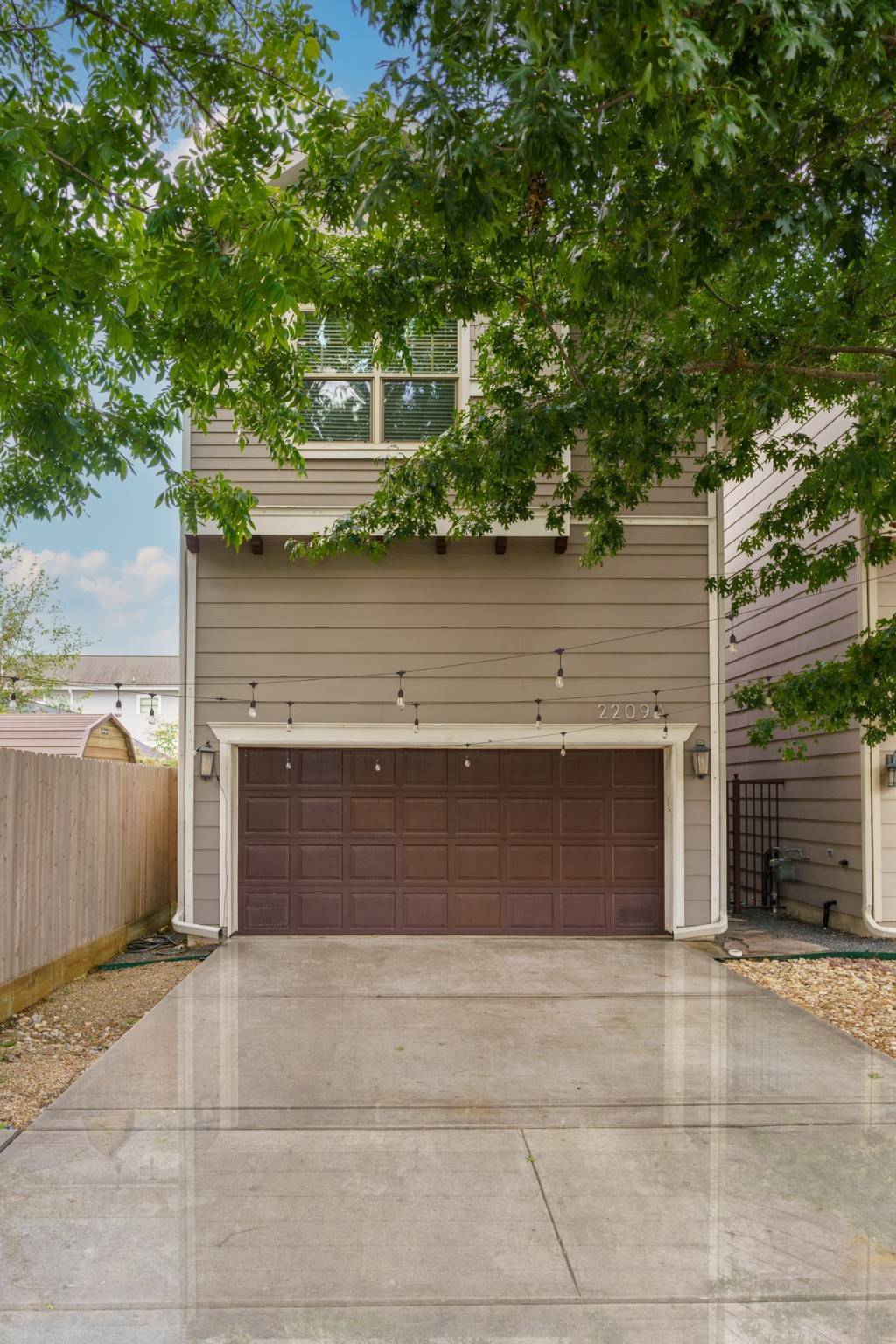 2209 Bevis Street A Houston TX 77008