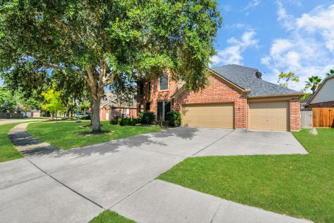 2204 Lakewind Lane League City TX 77573