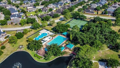 2204 Lakewind Lane League City TX 77573