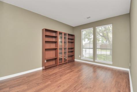 2204 Lakewind Lane League City TX 77573