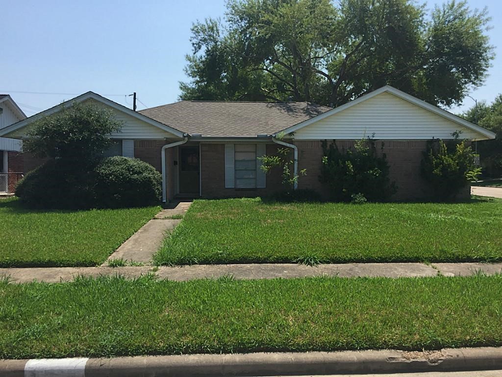 1101 E Rutgers Lane Deer Park TX 77536
