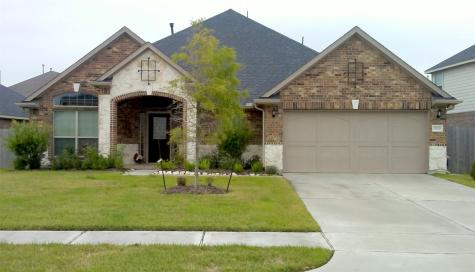 1520 Nacogdoches Valley Drive League City TX 77573
