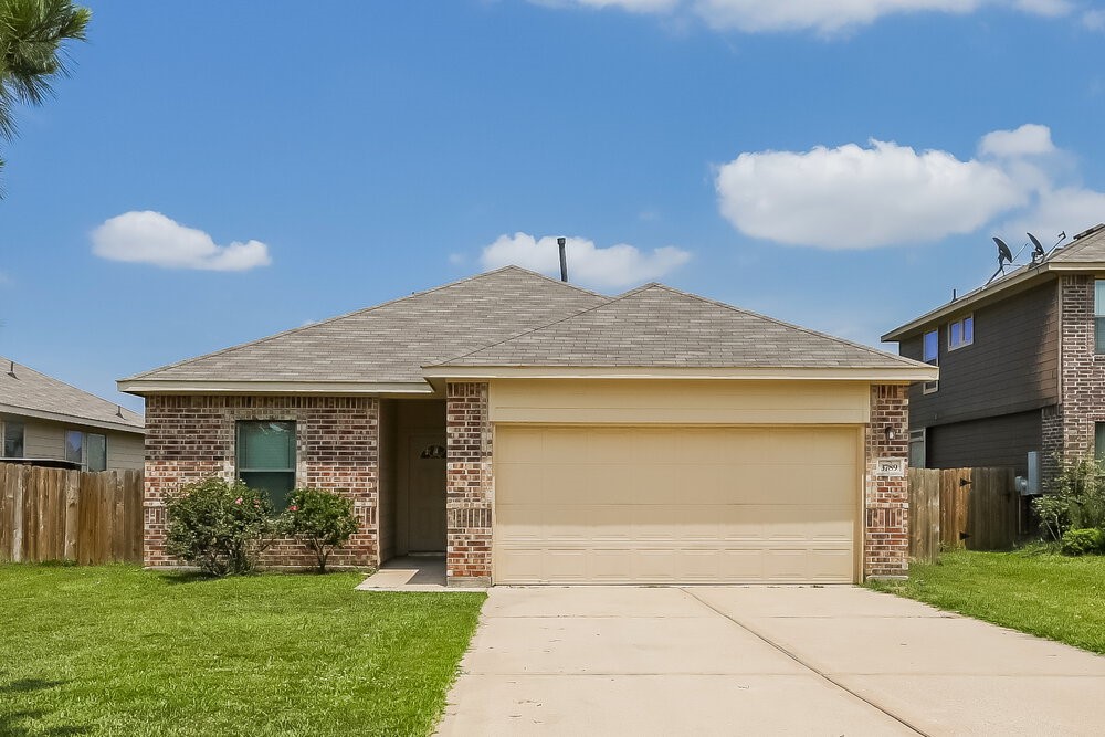 3789 Waukegan Road Conroe TX 77306