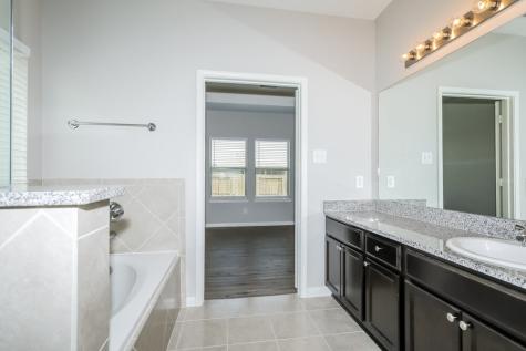 3789 Waukegan Road Conroe TX 77306
