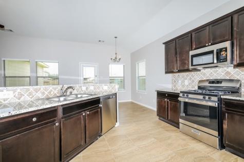 3789 Waukegan Road Conroe TX 77306