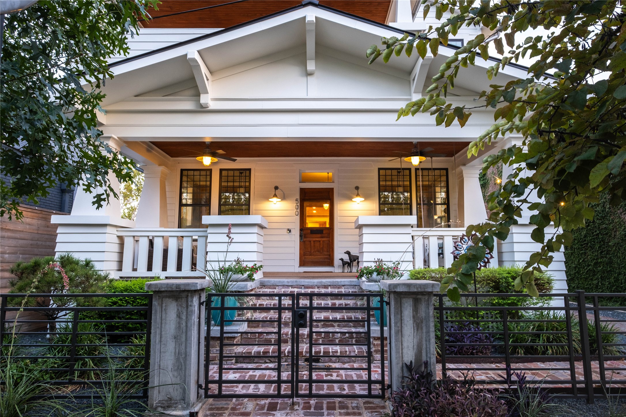 500 Teetshorn Street Houston TX 77009