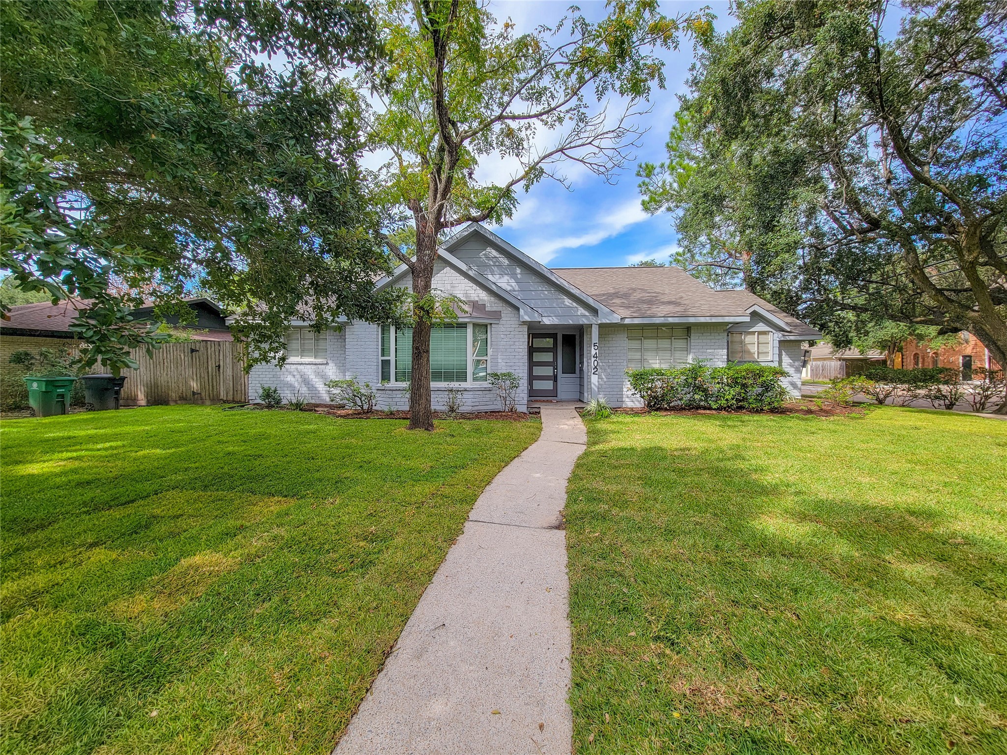 5402 Ariel Street Houston TX 77096