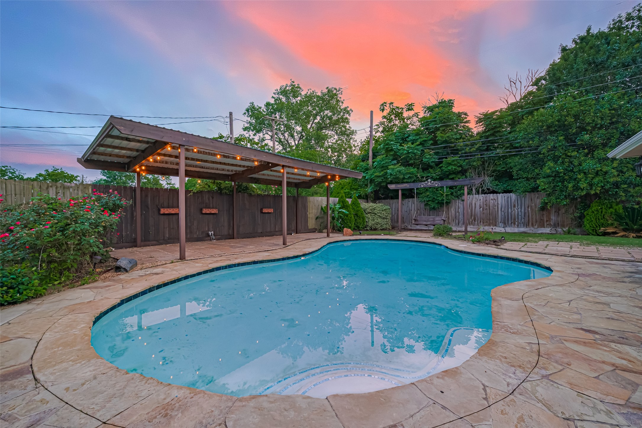 11710 Hillcroft Street Houston TX 77035