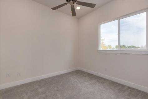 645 W 16th Street Houston TX 77008