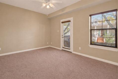 2063 W 14th 1/2 Street Houston TX 77008