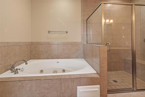 2063 W 14th 1/2 Street Houston TX 77008