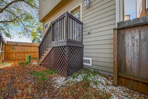 2063 W 14th 1/2 Street Houston TX 77008