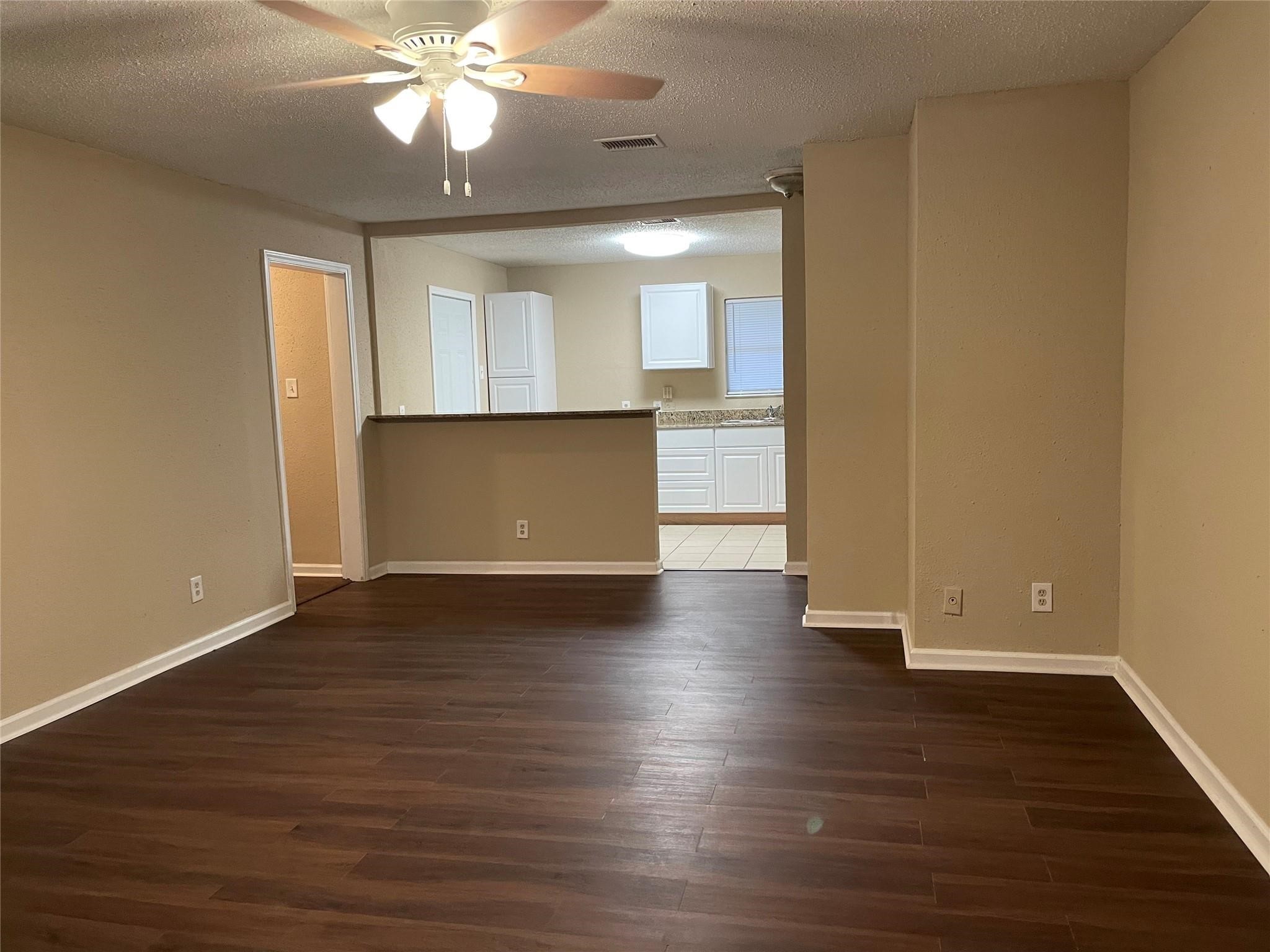5971 Pershing Street Houston TX 77033