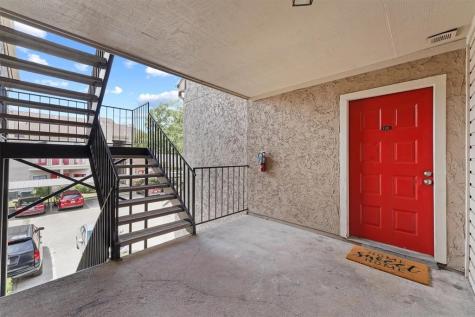 10855 Meadowglen Lane 1131 Houston TX 77042