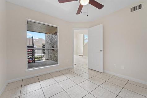 10855 Meadowglen Lane 1131 Houston TX 77042