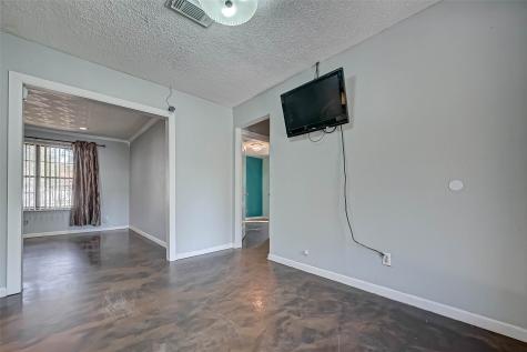 8414 Flintridge Drive Houston TX 77028
