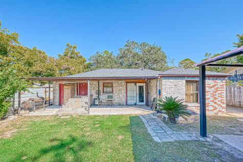8414 Flintridge Drive Houston TX 77028