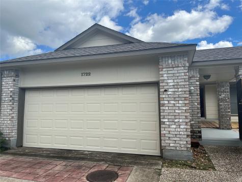 1722 Sullins Way Houston TX 77058