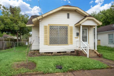 3234 Simmons Street Houston TX 77004