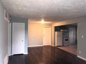 5646 Belcrest Street Houston TX 77033