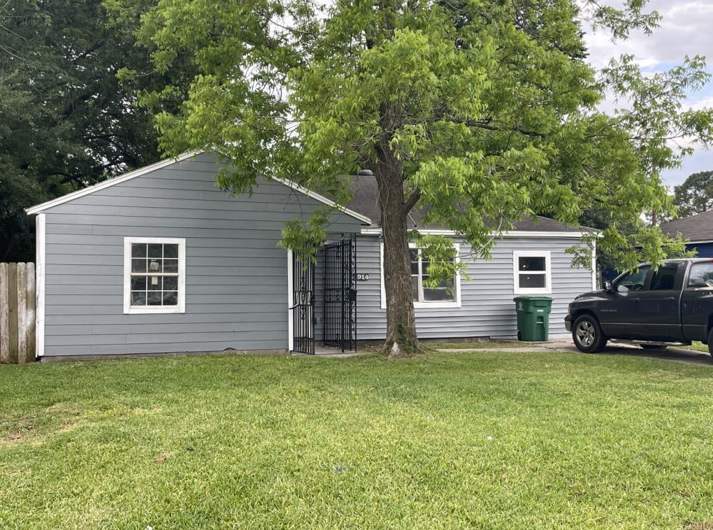 4914 Meadow Park Drive Houston TX 77048