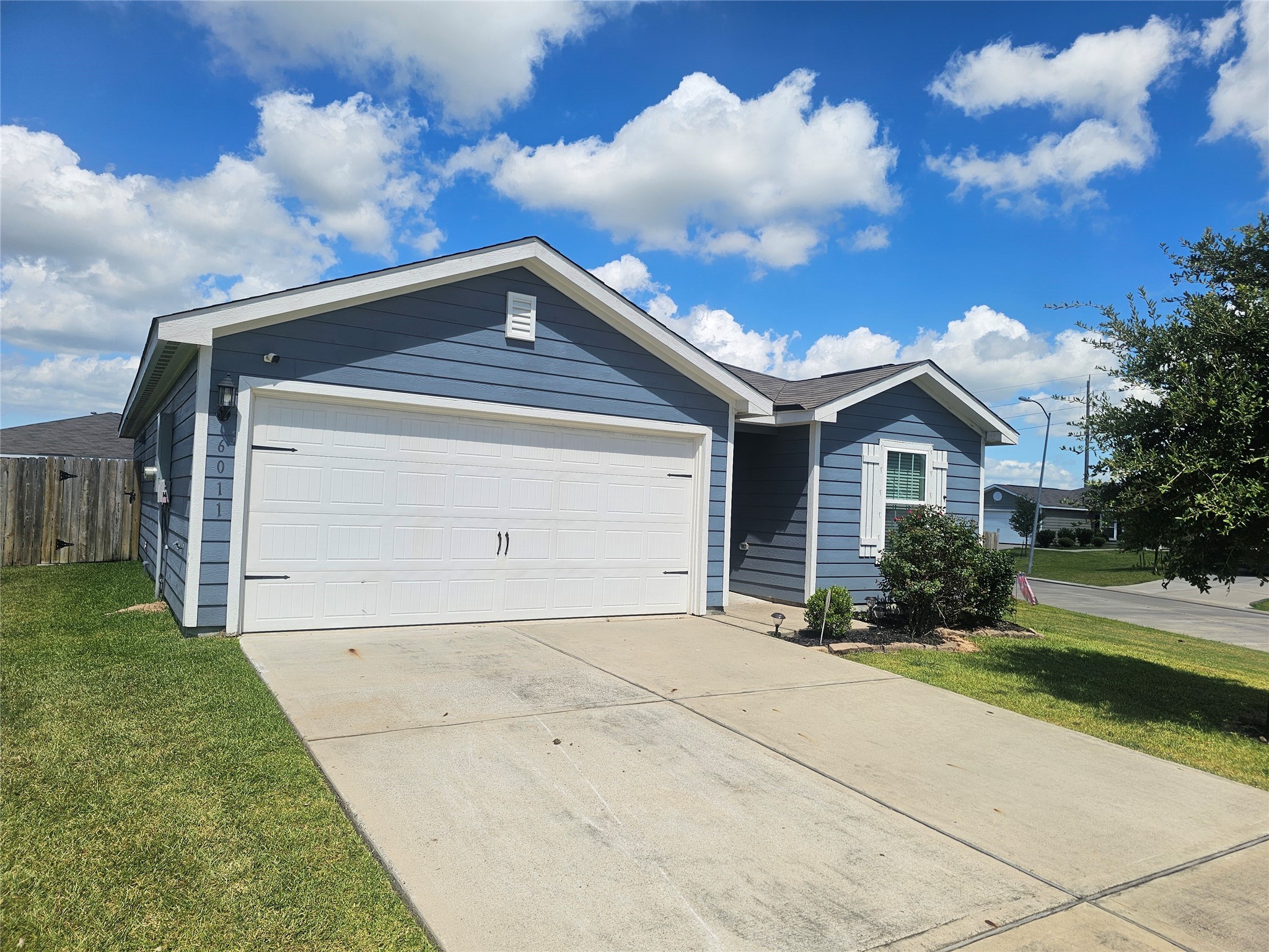 6011 Treasure Cove Road Cove TX 77523