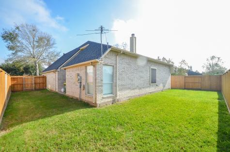 3238 Autumn Forest Drive Pearland TX 77584