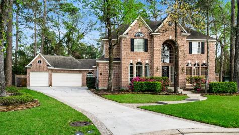 2 Lenox Hill Drive The Woodlands TX 77382